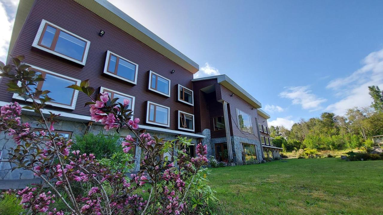 Hotel Lodge Las Cascadas Puerto Clocker Exterior photo