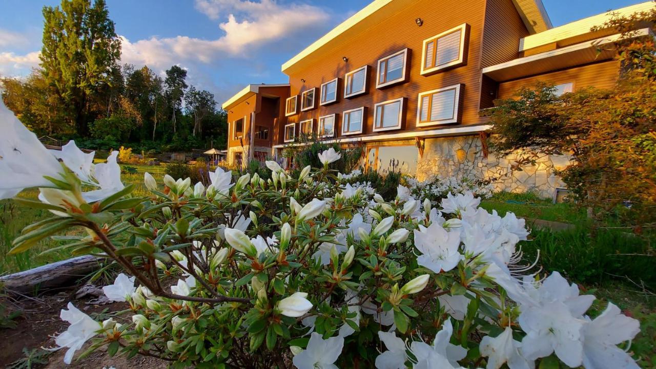 Hotel Lodge Las Cascadas Puerto Clocker Exterior photo
