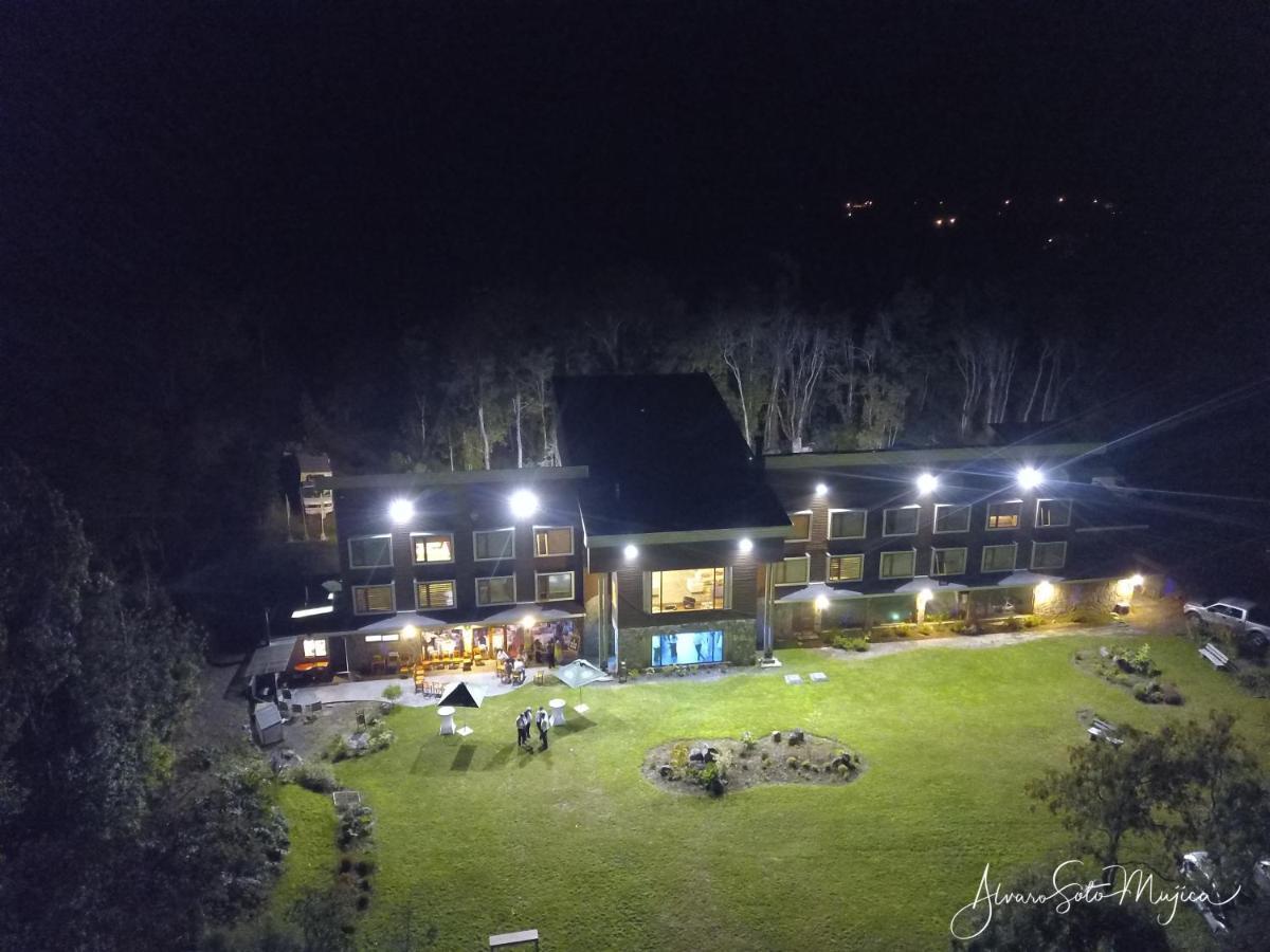 Hotel Lodge Las Cascadas Puerto Clocker Exterior photo